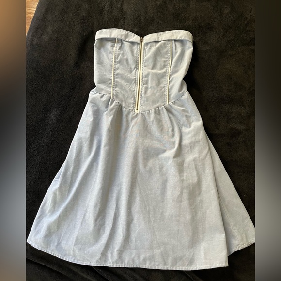 Urban Renewal Dresses & Skirts - Urban Renewal strapless dress! Size M. Great condition!